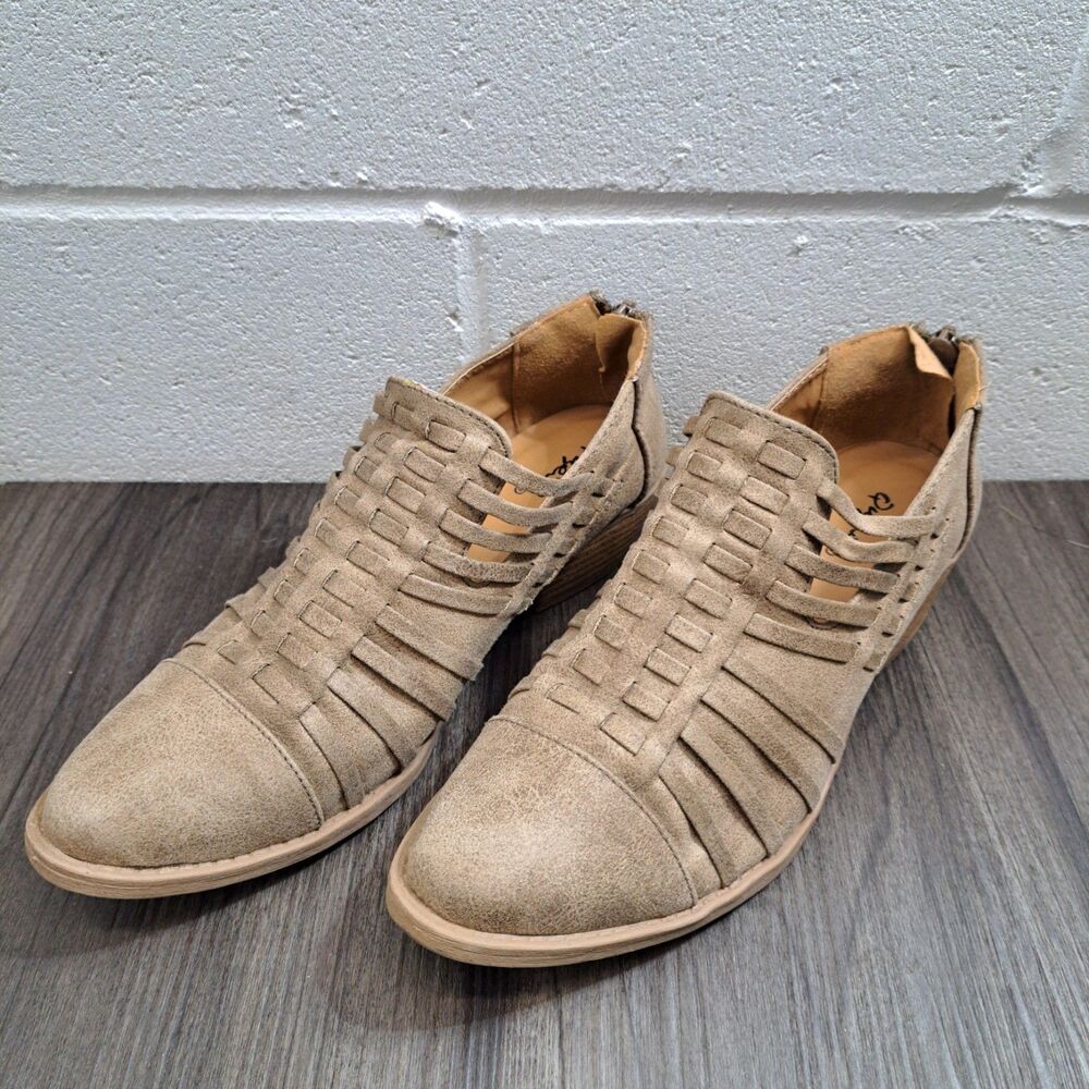 Cupid Brown Ankle Booties Women's Size 7 Casual Zip Up Boots.